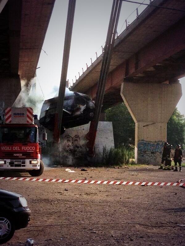 Incidente ponte allIndiano furgone foto Luca Tempestini Twitter