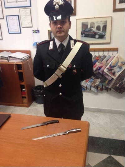 coltelli Carabinieri Campi Bisenzio