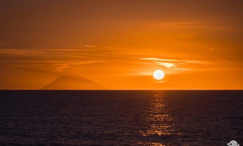 astronomitaly stromboli baia del sole 812x541 812x541 1