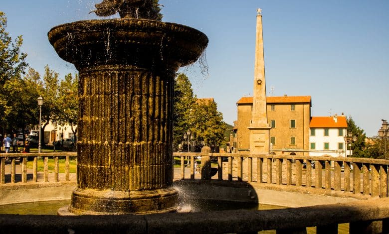 Castel del Piano Piazza Garibaldi