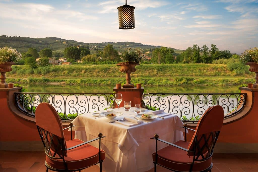 Villa La Massa Verrocchio dinner set up