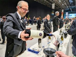 PXL 20241116 1447541212