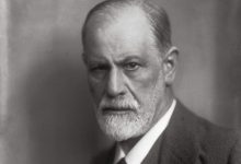 Il Museo Sigmund Freud, un viaggio nella storia della psicoanalisi a Vienna 4 b 929 sigmund freud 1921 scaled e1758356576930