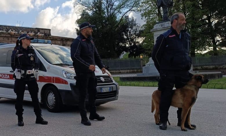 polizia lucca