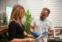 Studio dentistico a Salò: una nuova idea di cura, tra tecnologia, prevenzione e visione olistica 3 Oralveda Edit 7IV01508 Ridotta scaled 1