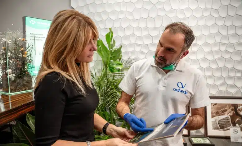 Oralveda Edit 7IV01508 Ridotta scaled 1